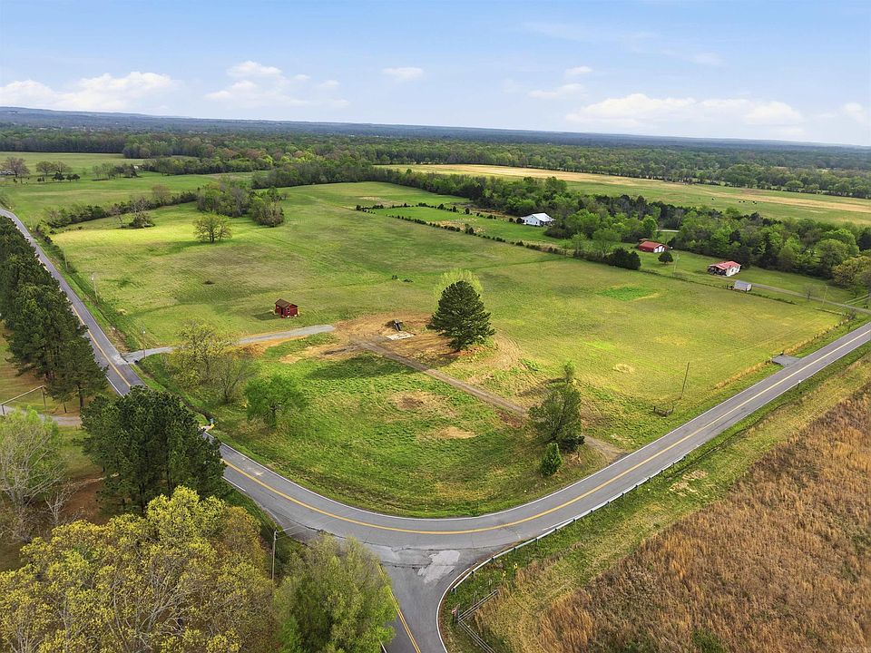 1st image of 160 Sawmill Rd