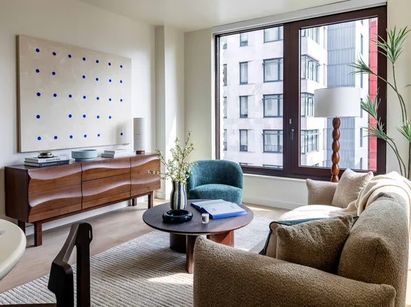 300 East 50th Street 14E image 1 of 21