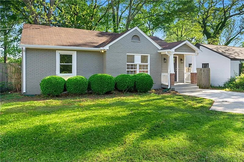 3 bed, 2.0 bath, 1098 sqft, $1,750 — Photo 2