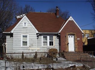 1002 Arthur St, Uniondale, NY 11553
