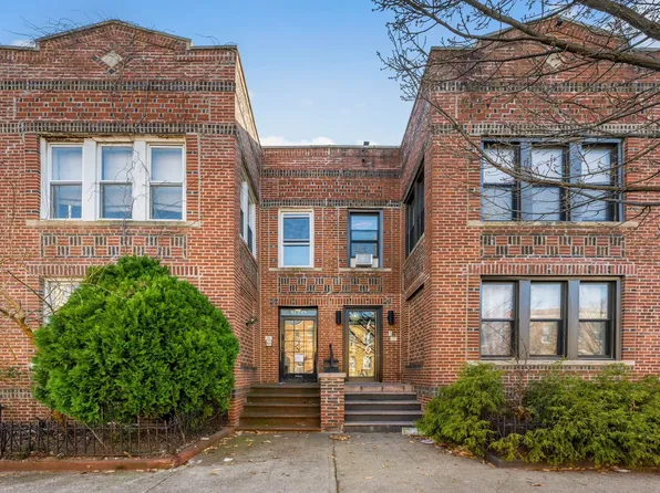 1170 Saint Marks Ave #4, Brooklyn, NY 11213