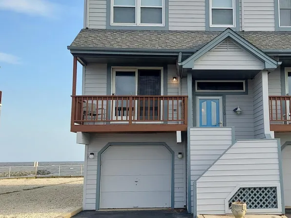 110 Mariners Pointe E, Tuckerton, NJ 08087