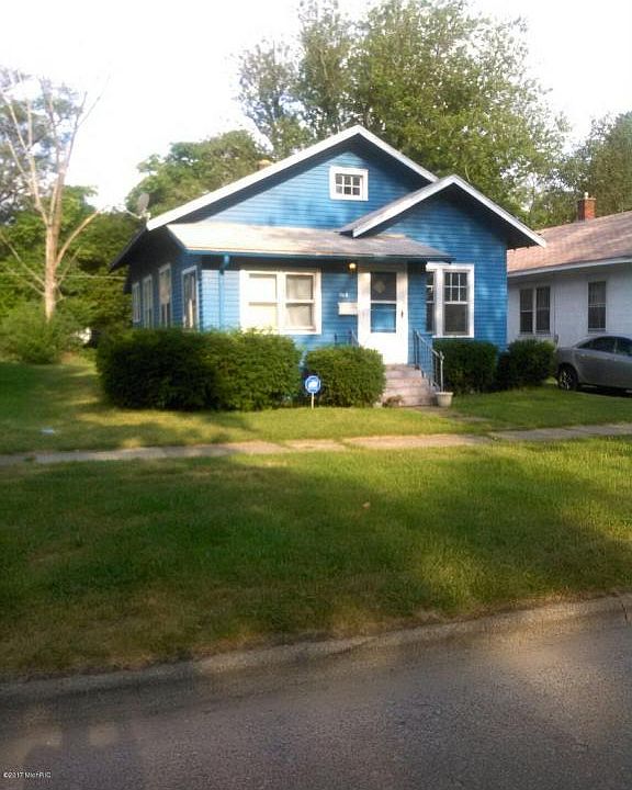 1st image of 1068 Ogden Ave