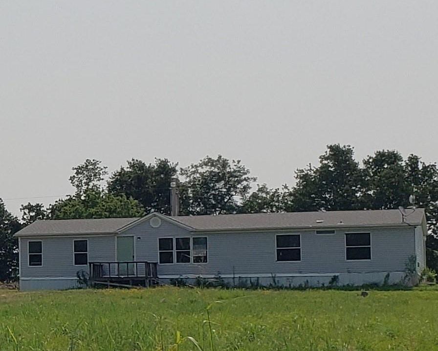 1st image of 21380 Pioneer Cir