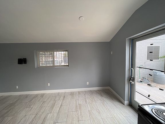 4th image of 1007 Stewart Ave #Hs