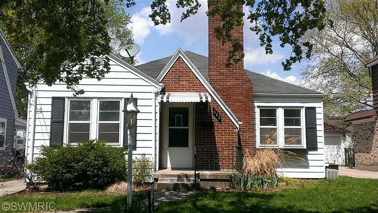 1st image of 645 Ottillia St SE