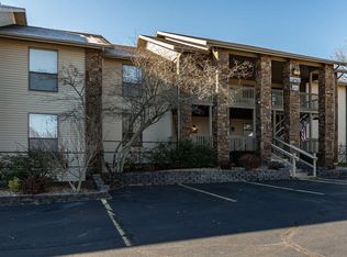 112 Overlook Dr APT 11, Branson, MO 65616