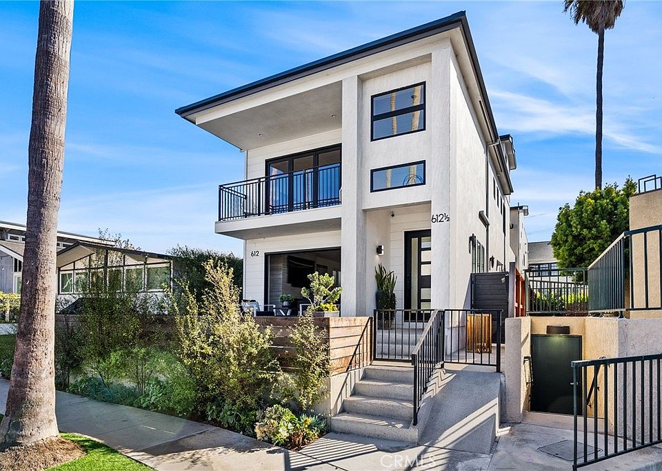 1st image of 612 Goldenrod Ave