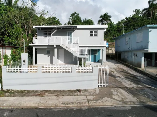 78 3rd St, Arecibo, PR 00612
