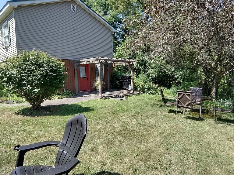 108 Woodview Ln #2 — Photo 11