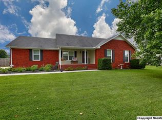 120 Gerald Dr, Hazel Green, AL 35750