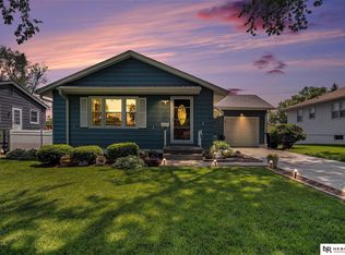 7813 Franklin St, Omaha, NE 68114
