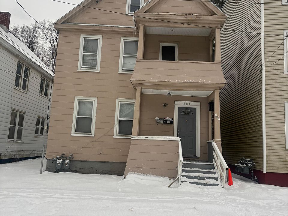 1st image of 884B Yorkston St #2