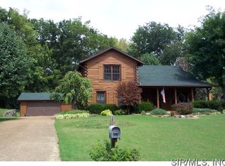 104 Kroener Dr, Collinsville, IL 62234