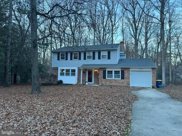 24 Baltusrol Ct, Dover, DE 19904