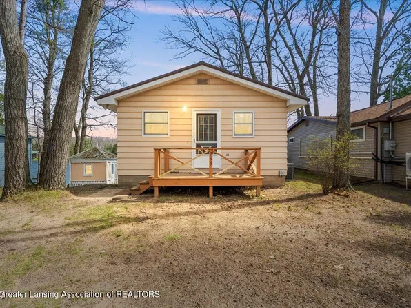 295 Arbor Dr, Lake, MI 48632