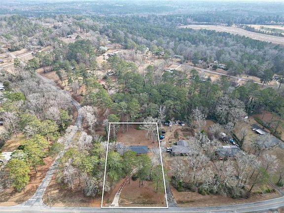 3rd image of 2058 Graham Rd