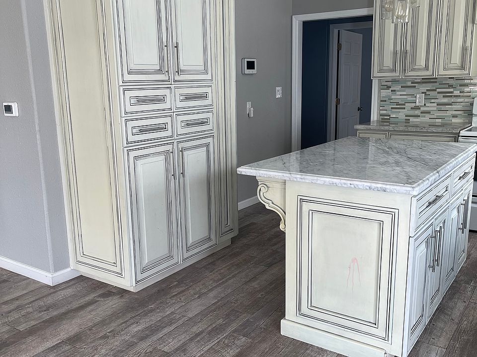 1st image of 602 Jeter Ave