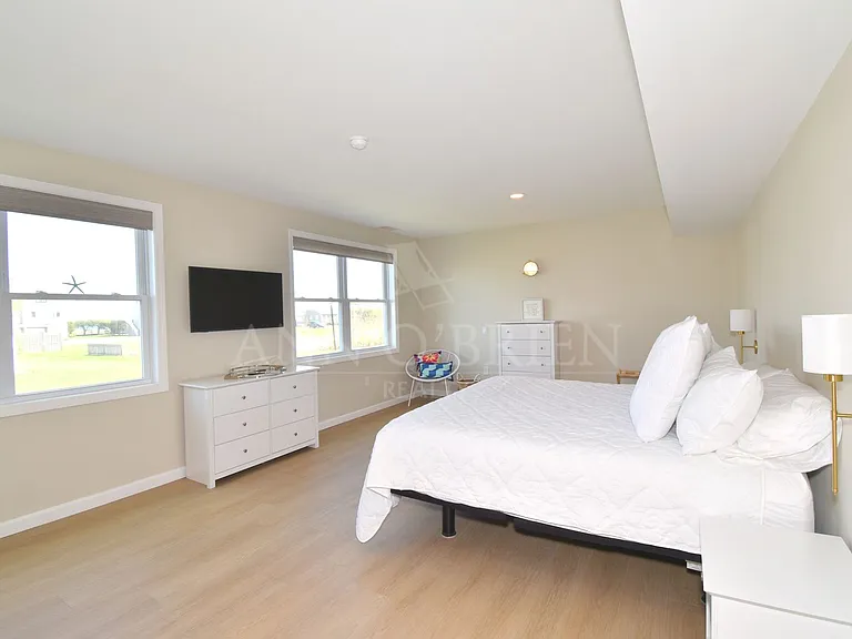 20 Walcott Ave — Photo 15