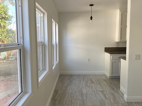 3rd image of 11138 Lucerne Ave