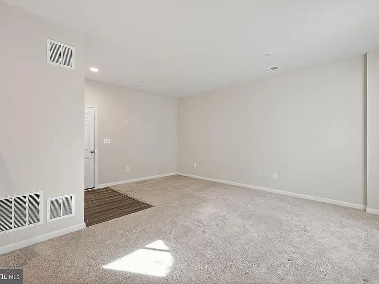1023 Flester Ln — Photo 31