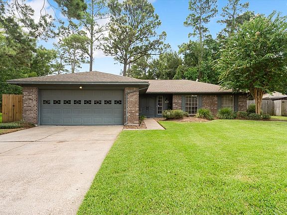 3rd image of 3607 Camelot St