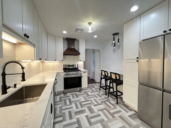 1004 Morrow St #1, Austin, TX 78757