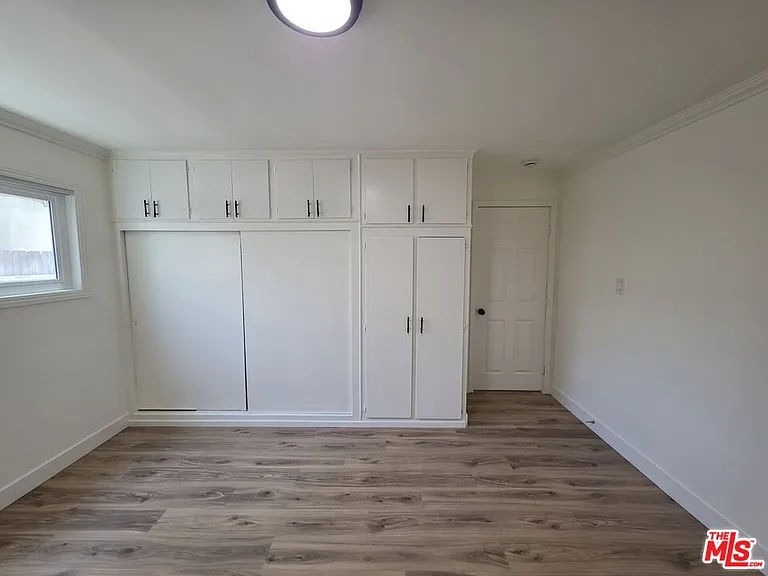 2400 Vanderbilt Ln #2400A — Photo 16
