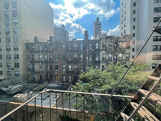 2nd image of 336 E 87th St APT 4B