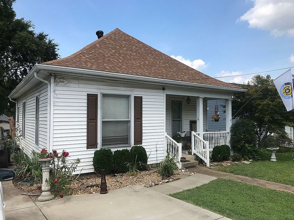 1st image of 310 Valeria St