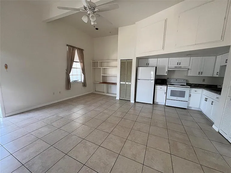 215 Goldstein St #2 — Photo 3