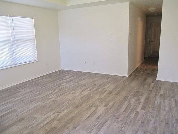 3rd image of 8154 Julie Ave