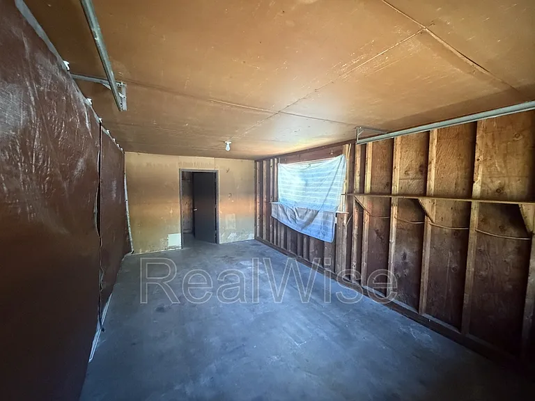 1223 NW Highland Ave #B — Photo 27