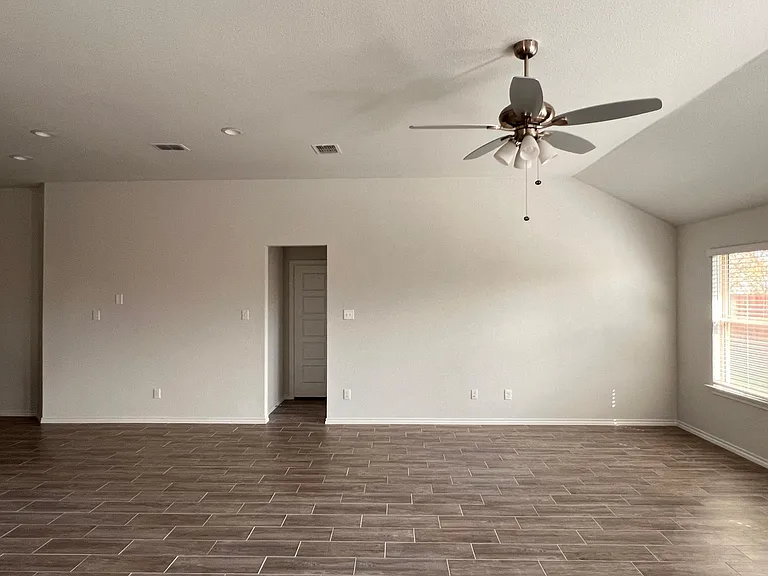 5744 Brookville Dr — Photo 6