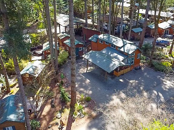 2nd image of 1546 Reservation Road SE #129