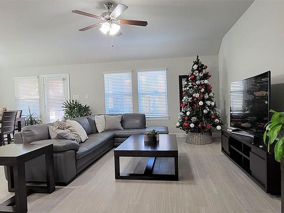2nd image of 19802 Mountain Vista Dr