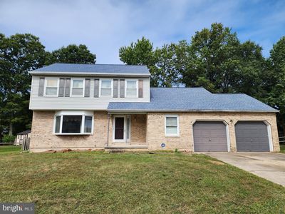 210 W Silver Fox Rd, Newark, DE, 19702