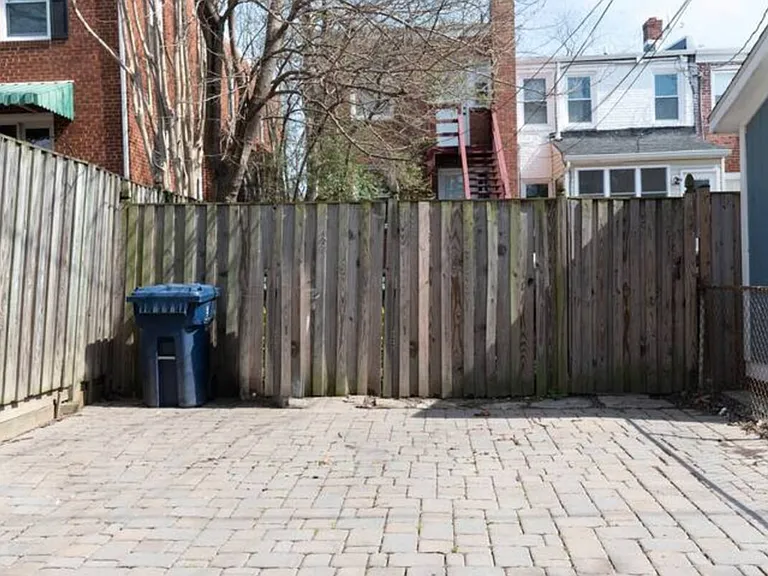 412 N Fayette St #1 — Photo 25