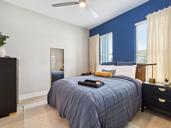 5th image of 1110 Metropolitan Ave #214