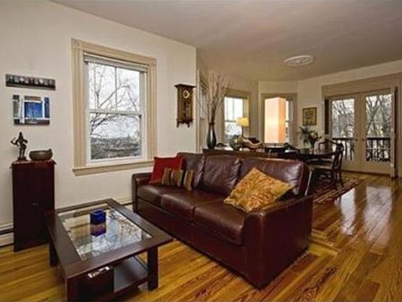 5th image of 18 Sunset St #5