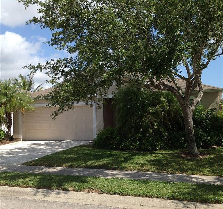 1st image of 1440 11th Ln