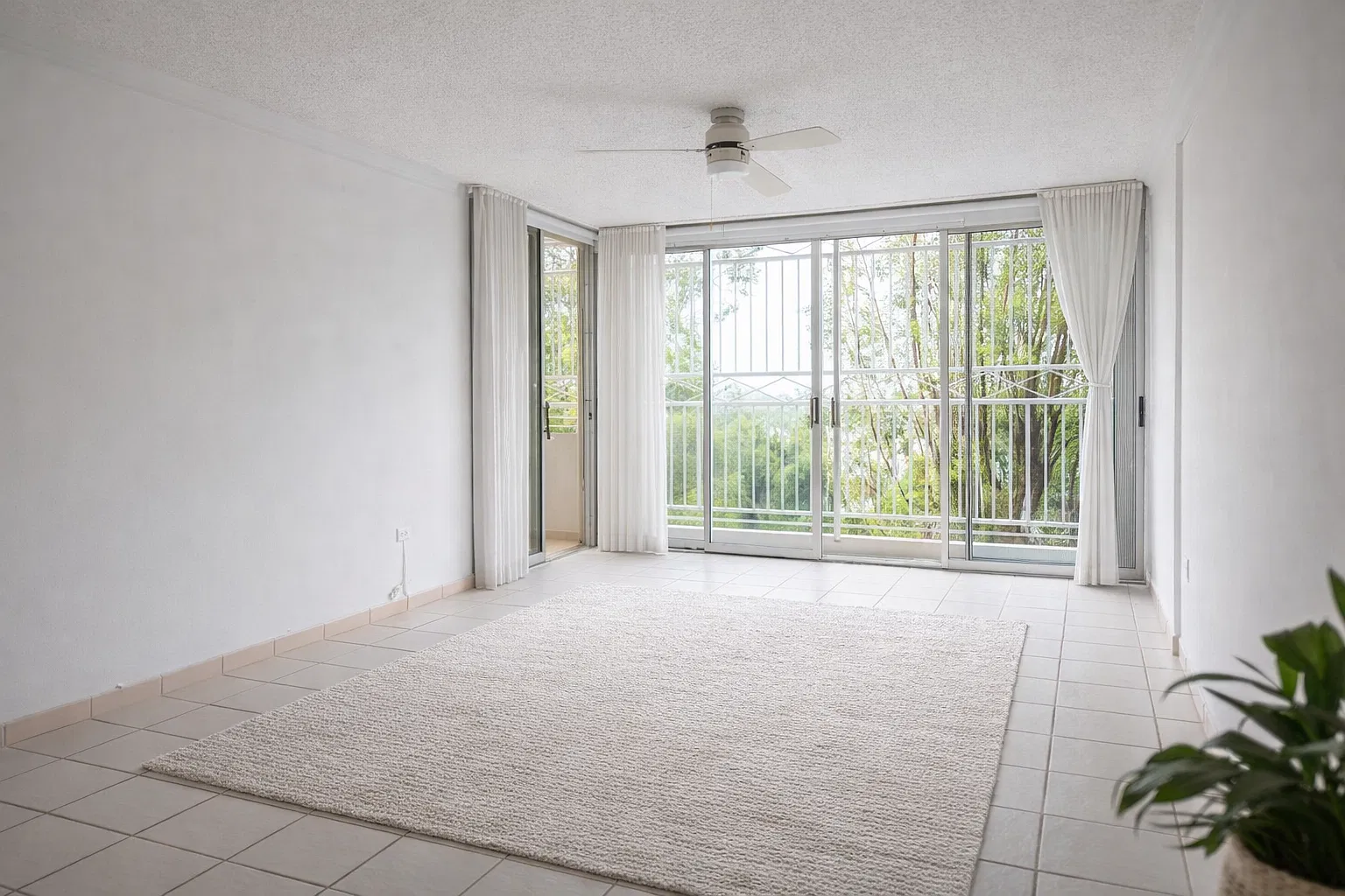 3 bed, 1399 sqft, $1,750 — Photo 1