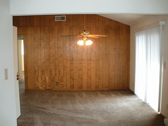 2nd image of 7439 Tierra Way