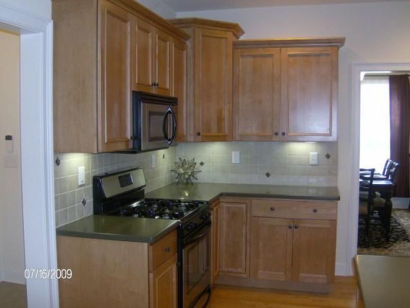 5th image of 6 OLD MILL Court