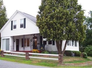 8 Farnum St, South Grafton, MA 01560
