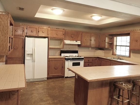4th image of 316 E Clark Ave