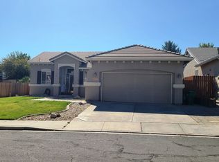 8726 Damselfly Dr, Reno, NV 89523