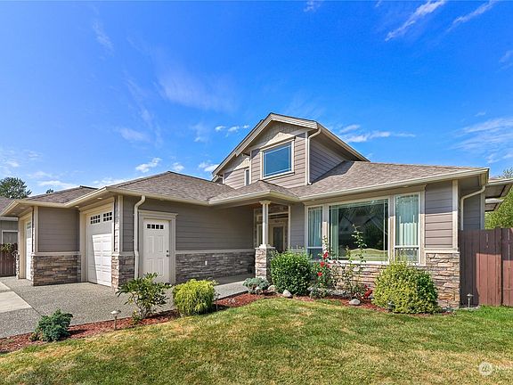 2nd image of 1422 Cascara Ct