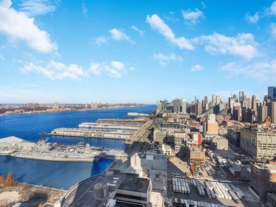 635 W 42nd St APT 34B, New York, NY, 10036