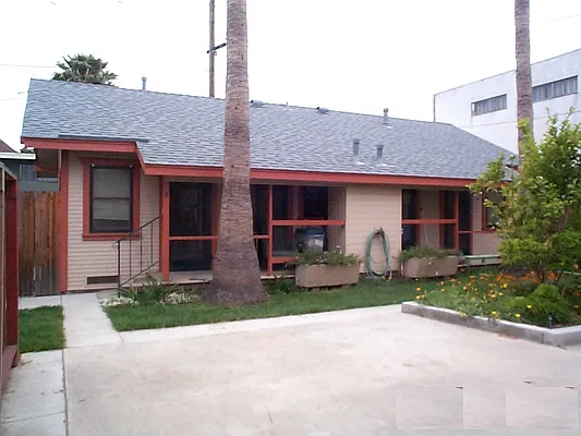 353 Hermosa Ave #B